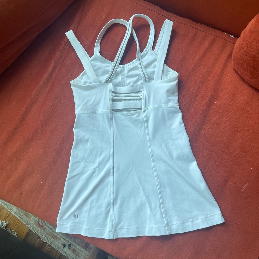 Lululemon top - Picture 2 of 2